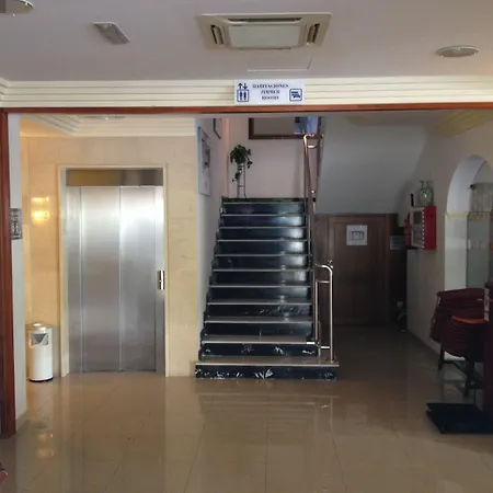 阿莫罗斯酒店