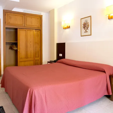 Ξενοδοχείο Amoros