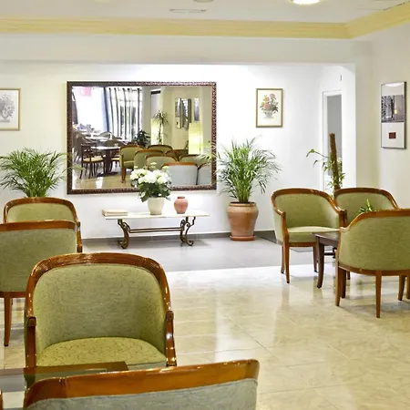 Ξενοδοχείο Amoros