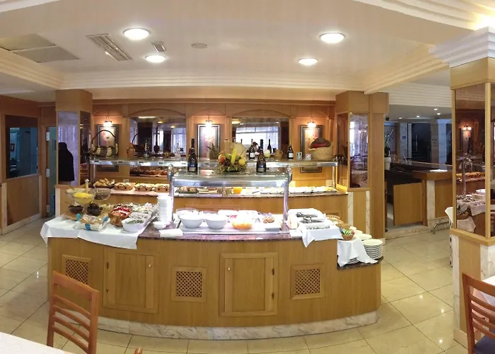 Amoros 3* Кала Ратьяда