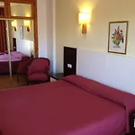 Hotel Amoros 3*