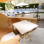 Hotel Amoros 3*