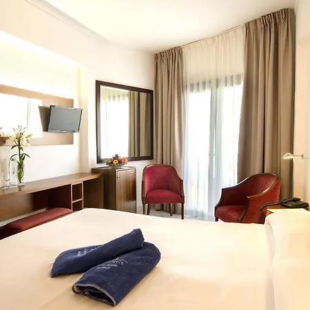 Hotel Amoros 3*