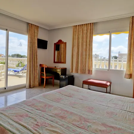 阿莫罗斯酒店 3*