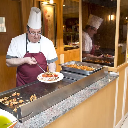 酒店 阿莫罗斯酒店 3*