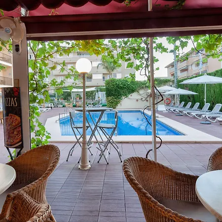 阿莫罗斯酒店 酒店